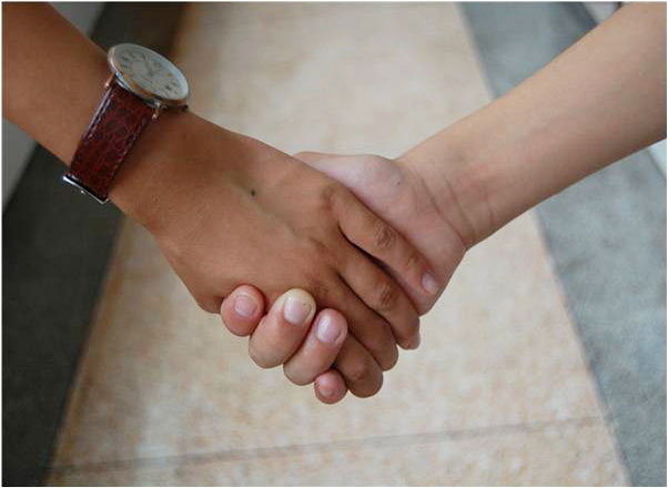 7��19�������ݾ���վһ������С�ҵ��к�Ҫ�x�_�����ѹ�ͬ��̎ʮ����ĺ��ӂ��͡�������꠆T��ʮ�ֲ��ᡣ�D��С�Һ�꠆T�o�յ��p����һ��꠆T����ӛ���������҂��֠����֣����B��������