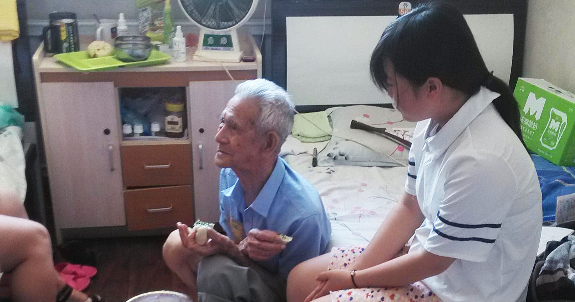 ʯ���Ӵ�W(xu��)�����L����(zh��n)�ϱ���(sh��)�`�أ�ʯ�����������е�