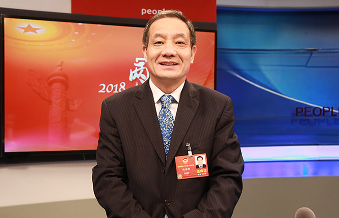 全國政協(xié)常委、湖南省人大常委會副主任楊維剛：創(chuàng)建“數(shù)字政府”賦能數(shù)字經(jīng)濟(jì)發(fā)展